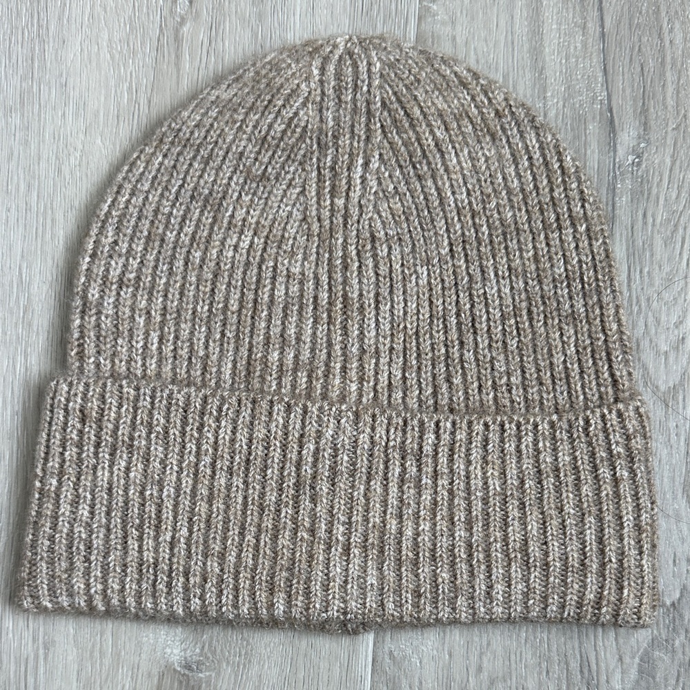 American Eagle Cozy Knit Beanie in Brown NWOT - Picture 4 of 9